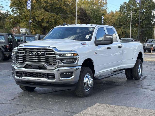 2026 Ram 3500 Tradesman Crew Cab 4x4 8' Box