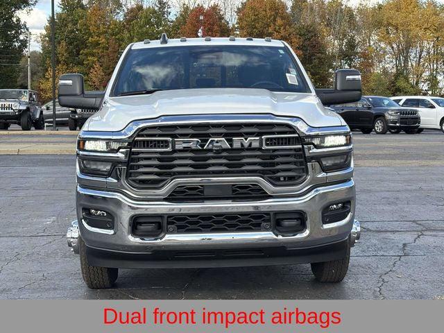 2026 Ram 3500 Tradesman Crew Cab 4x4 8 Box