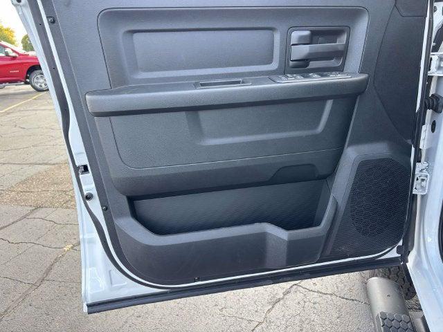 2026 Ram 3500 Tradesman Crew Cab 4x4 8 Box
