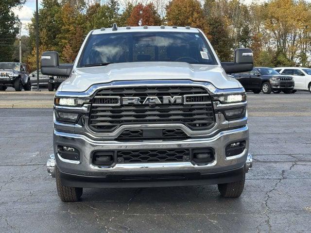2026 Ram 3500 Tradesman Crew Cab 4x4 8 Box