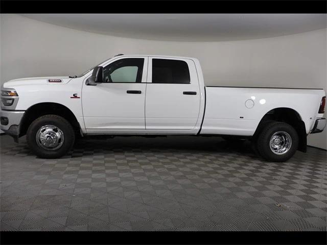 2026 RAM Ram 3500 RAM 3500 TRADESMAN CREW CAB 4X4 8 BOX 2026 RAM Ram 3500 RAM 3500 TRADESMAN CREW CAB 4X4 8 BOX