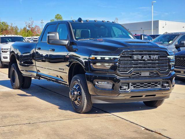 2026 RAM Ram 3500 RAM 3500 LARAMIE CREW CAB 4X4 8 BOX
