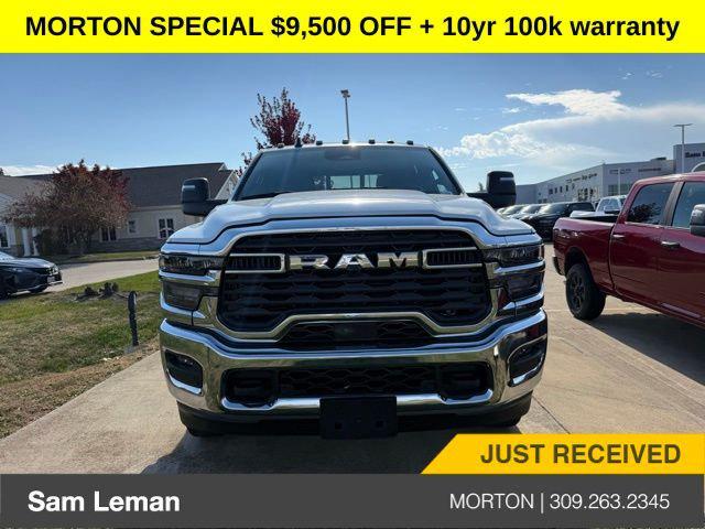 2026 RAM Ram 3500 RAM 3500 TRADESMAN CREW CAB 4X4 8 BOX