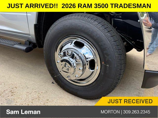 2026 RAM Ram 3500 RAM 3500 TRADESMAN CREW CAB 4X4 8 BOX