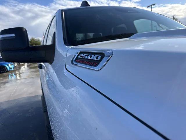 2026 RAM Ram 2500 RAM 2500 TRADESMAN CREW CAB 4X4 64 BOX 2026 RAM Ram 2500 RAM 2500 TRADESMAN CREW CAB 4X4 64 BOX