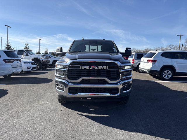 2026 RAM Ram 2500 RAM 2500 TRADESMAN CREW CAB 4X4 64 BOX 2026 RAM Ram 2500 RAM 2500 TRADESMAN CREW CAB 4X4 64 BOX