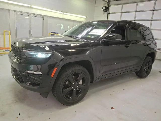2023 Jeep Grand Cherokee Limited 4x4