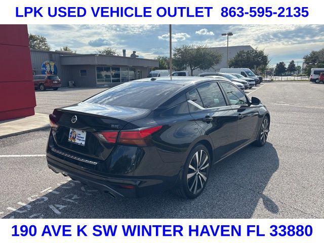 2022 Nissan Altima SR FWD