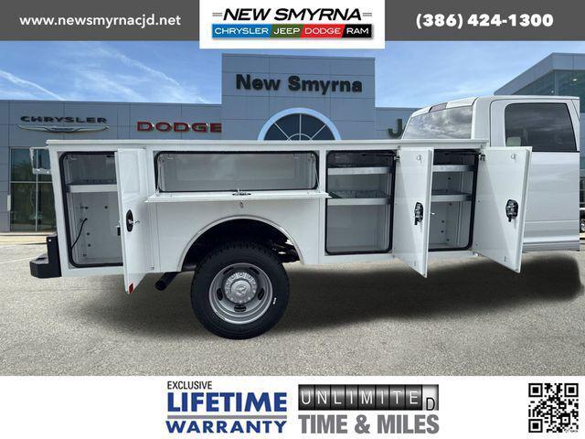 2025 RAM Ram 4500 Chassis Cab RAM 4500 TRADESMAN CHASSIS CREW CAB 4X4 84 CA