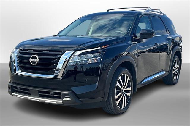 2024 Nissan Pathfinder Platinum FWD