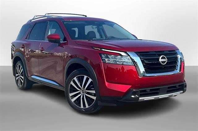 2024 Nissan Pathfinder Platinum FWD