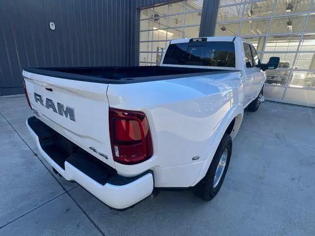 2026 Ram 3500 Limited Longhorn Crew Cab 4x4 8' Box