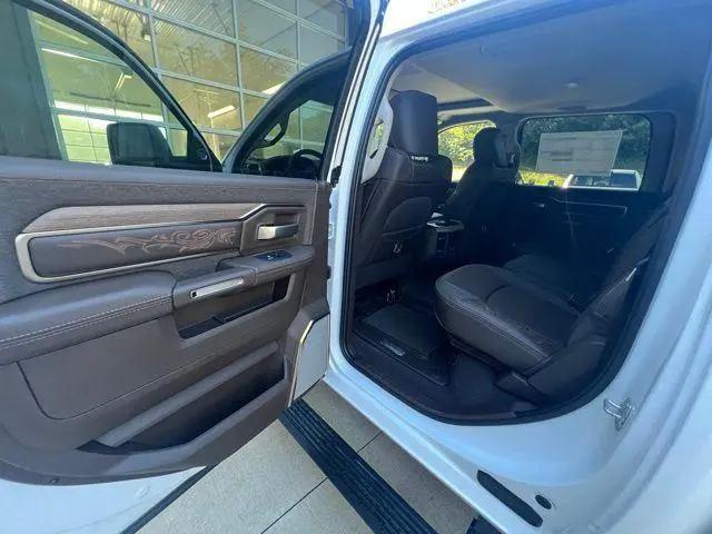 2026 Ram 3500 Limited Longhorn Crew Cab 4x4 8' Box