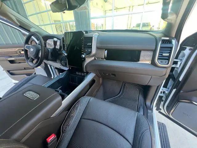 2026 Ram 3500 Limited Longhorn Crew Cab 4x4 8' Box
