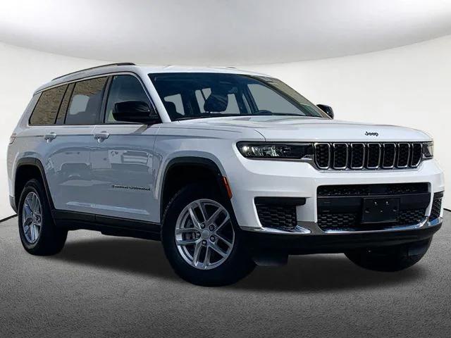 2023 Jeep Grand Cherokee L Laredo 4x4