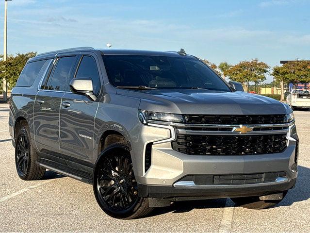 2023 Chevrolet Suburban 2WD LS