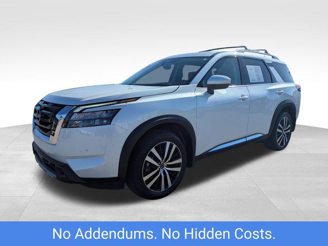 2025 Nissan Pathfinder Platinum FWD