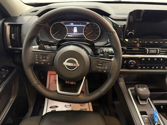 2025 Nissan Pathfinder SL FWD
