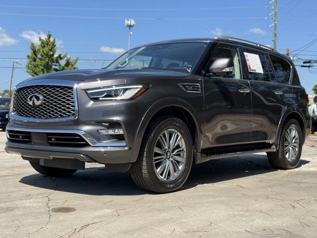 2023 INFINITI QX80 LUXE AWD