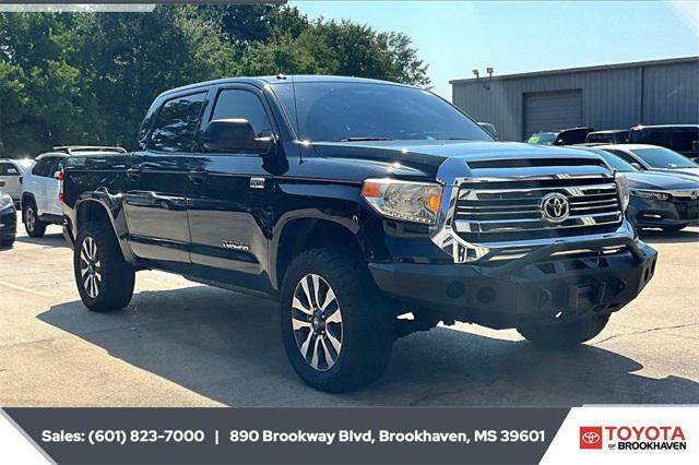 2017 Toyota Tundra SR5 5.7L V8