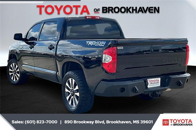 2017 Toyota Tundra SR5 5.7L V8