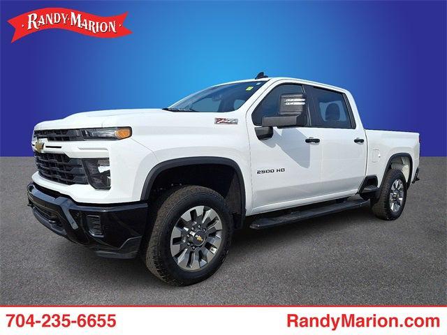 2025 Chevrolet Silverado 2500HD 4WD Crew Cab Standard Bed Custom