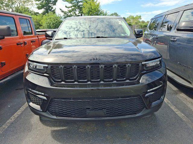 2023 Jeep Grand Cherokee Limited 4x4 2023 Jeep Grand Cherokee Limited 4x4