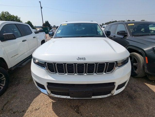 2023 Jeep Grand Cherokee L Laredo 4x4
