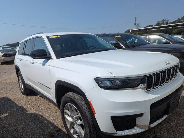 2023 Jeep Grand Cherokee L Laredo 4x4