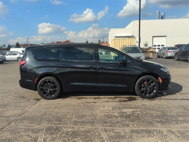 2022 Chrysler Pacifica Limited AWD 2022 Chrysler Pacifica Limited AWD