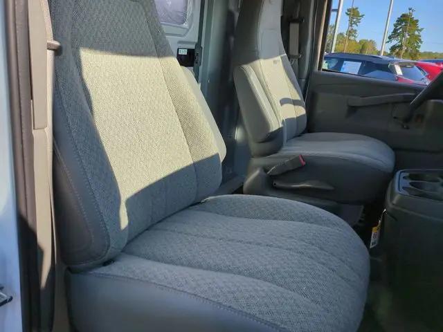 2025 Chevrolet Express Cutaway Work Van