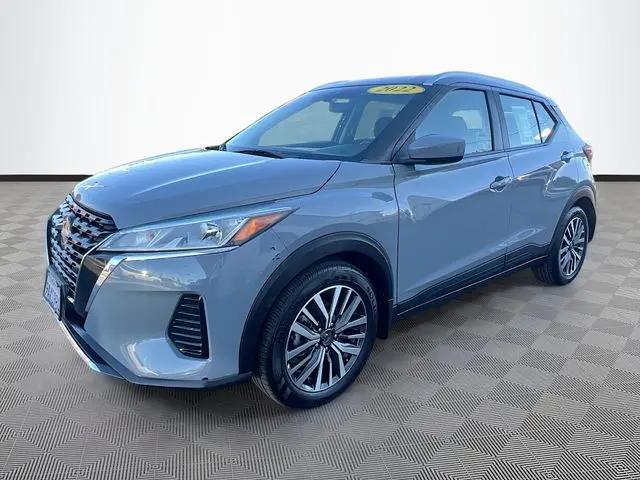 2022 Nissan Kicks SV Xtronic CVT