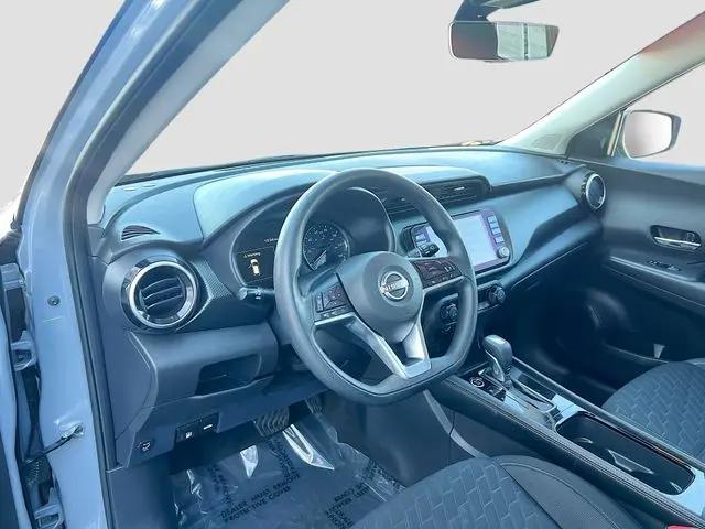 2022 Nissan Kicks SV Xtronic CVT