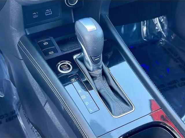 2022 Nissan Kicks SV Xtronic CVT