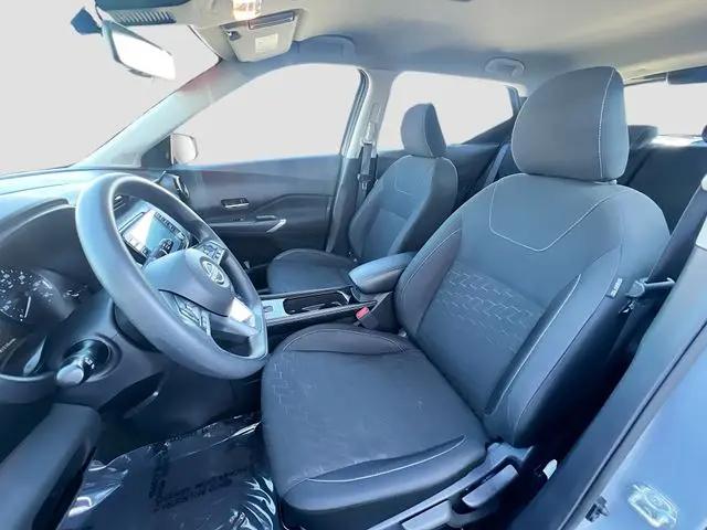 2022 Nissan Kicks SV Xtronic CVT