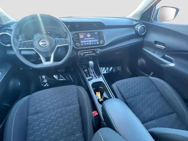 2022 Nissan Kicks SV Xtronic CVT