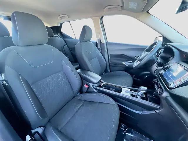 2022 Nissan Kicks SV Xtronic CVT