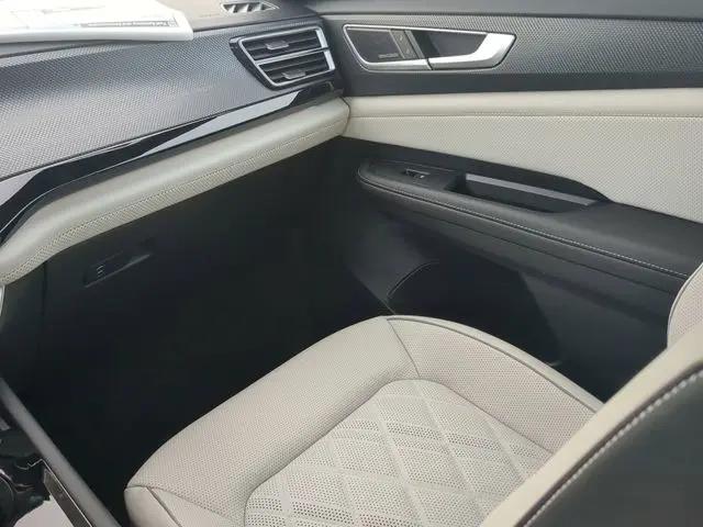 2026 Volkswagen Atlas Cross Sport SEL Premium R-Line