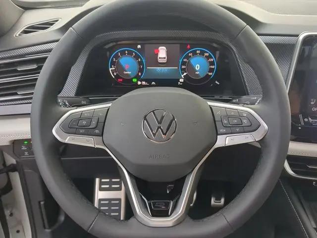 2026 Volkswagen Atlas Cross Sport SEL Premium R-Line