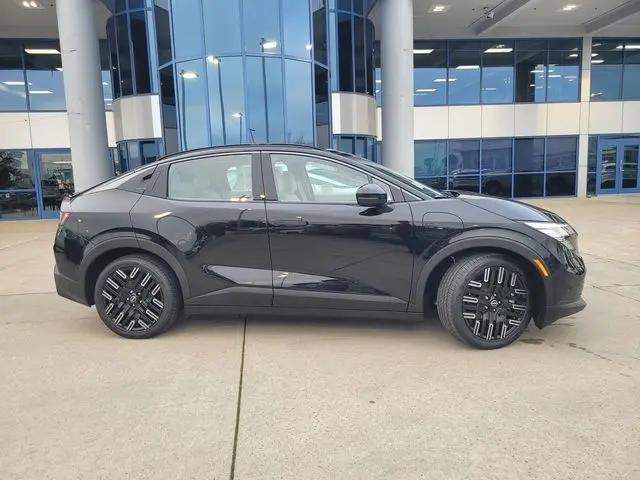2026 Nissan LEAF PLATINUM+