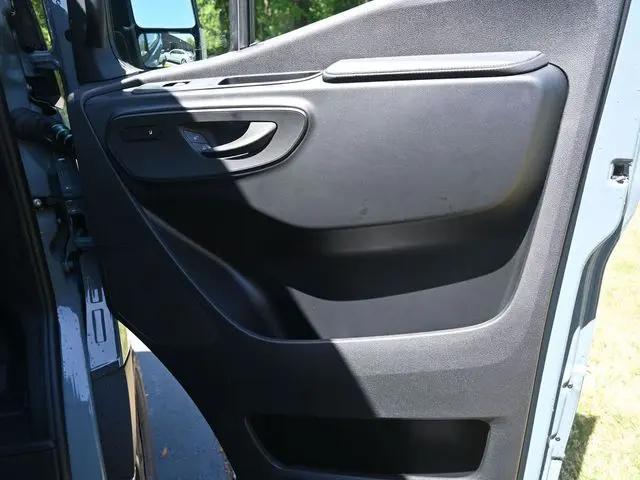 2025 Mercedes-Benz Sprinter 2500 Standard Roof 4-Cyl Diesel HO Select