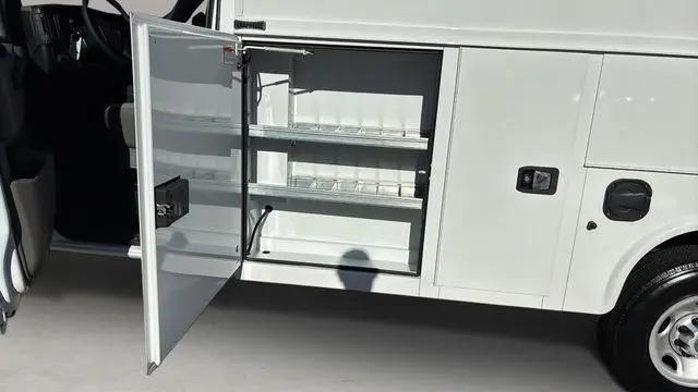 2025 Chevrolet Express Cutaway Work Van