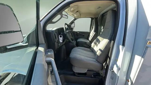 2025 Chevrolet Express Cutaway Work Van