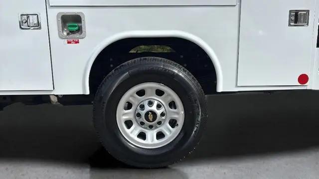 2025 Chevrolet Silverado 3500HD 4WD Regular Cab Long Bed Work Truck