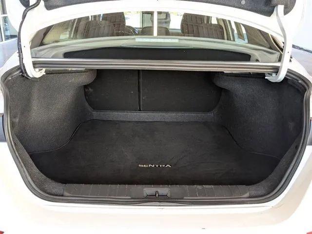 2024 Nissan Sentra SV Xtronic CVT