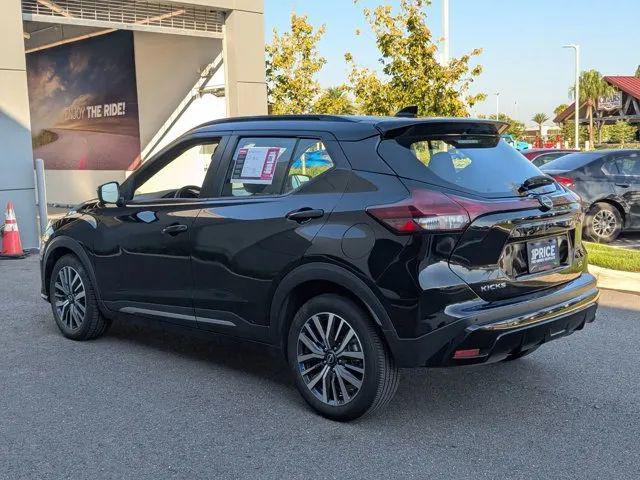 2024 Nissan Kicks SR Xtronic CVT
