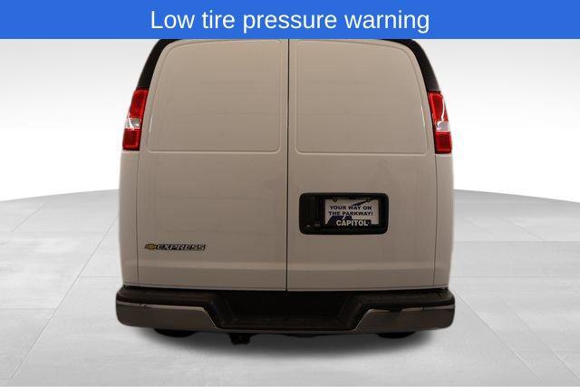 2025 Chevrolet Express Cargo Van RWD 2500 Regular Wheelbase WT