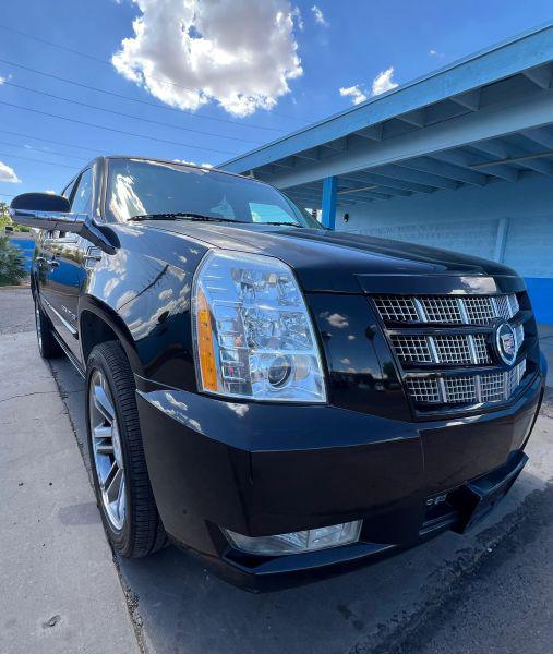 2013 Cadillac Escalade ESV Premium for sale in Glendale, AZ