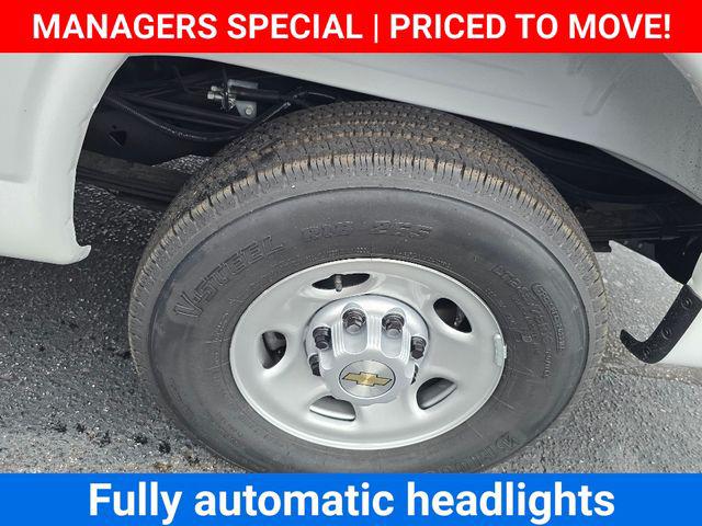 2025 Chevrolet Express Cargo Van RWD 2500 Extended Wheelbase WT
