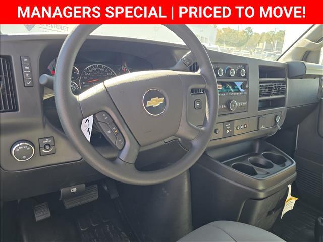 2025 Chevrolet Express Cargo Van RWD 2500 Extended Wheelbase WT